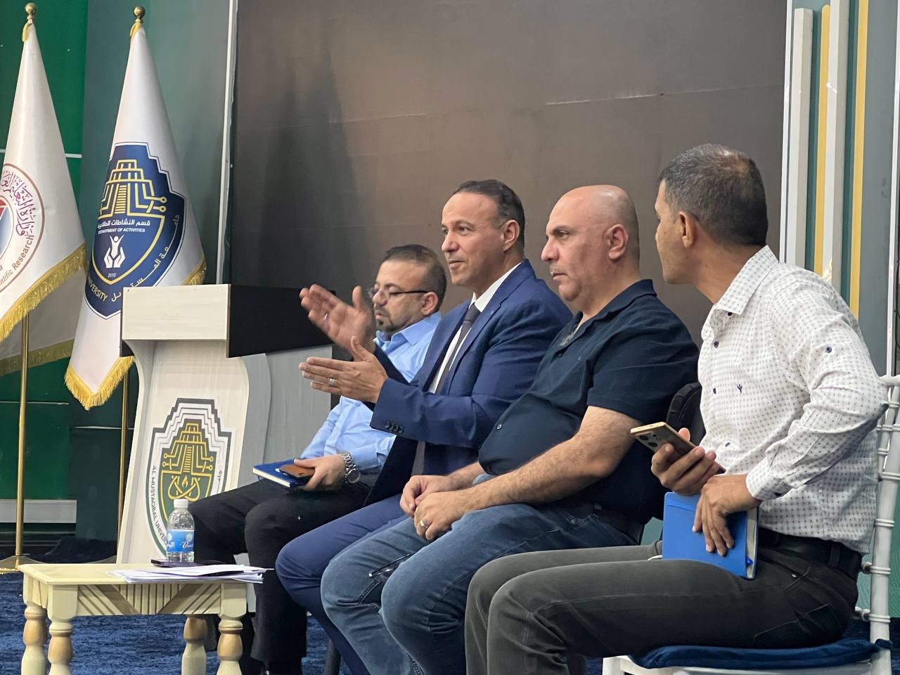 أجتماع عميد كلية الهندسة والتقنيات الهندسية  _ مع لجنة النشاطات الطلابية والعلمية لتعزيز التنمية المستدامة وتوسيع مجالات النشاطات الطلابية ..