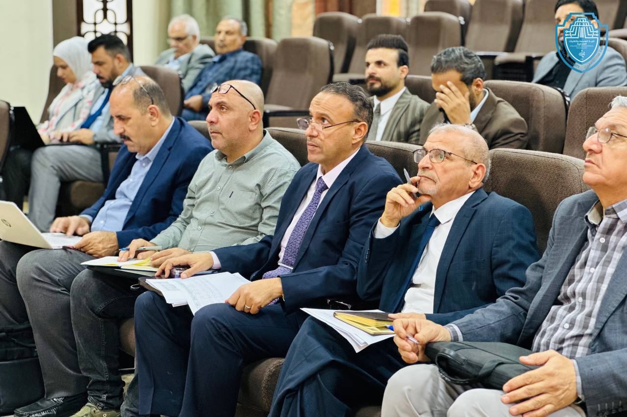 عميد كلية الهندسة والتقنيات الهندسية تعقد اجتماعًا لمناقشة تطورات العمل في الاقسام الهندسية ..