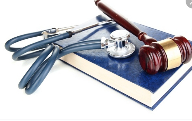 المسؤولية الطبية في القانون" سوء السلوك الطبي"