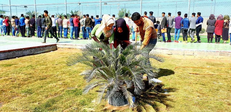 مشاركة قسم الصيدلة فعاليات اسبوع الزراعة في كلية المستقبل الجامعة