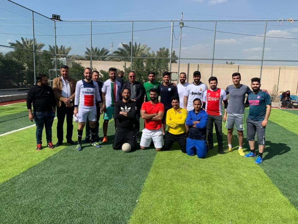 مبارة بين اساتذة الكلية 