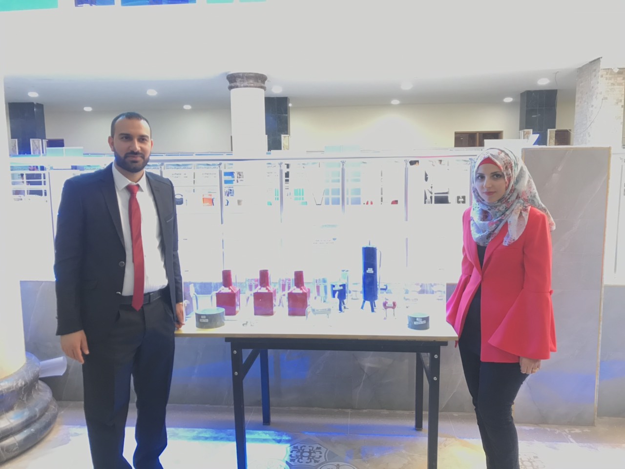 مشاركة طلبة قسم الهندسة الكيمياوية والصناعات النفطية في معارض الكلية 