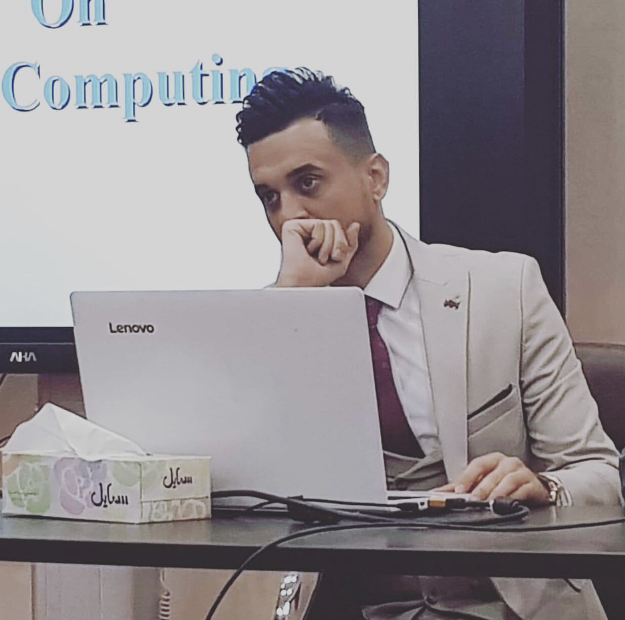 حصول تدريسي في قسم الحاسبات على شهادة اتمام كورس بعنوان ( Introduction to IoT)