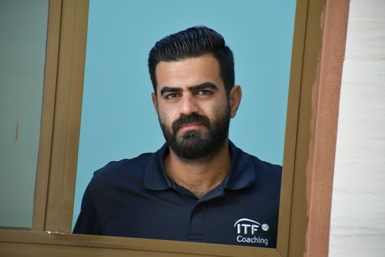 ادوات لعبة التنس