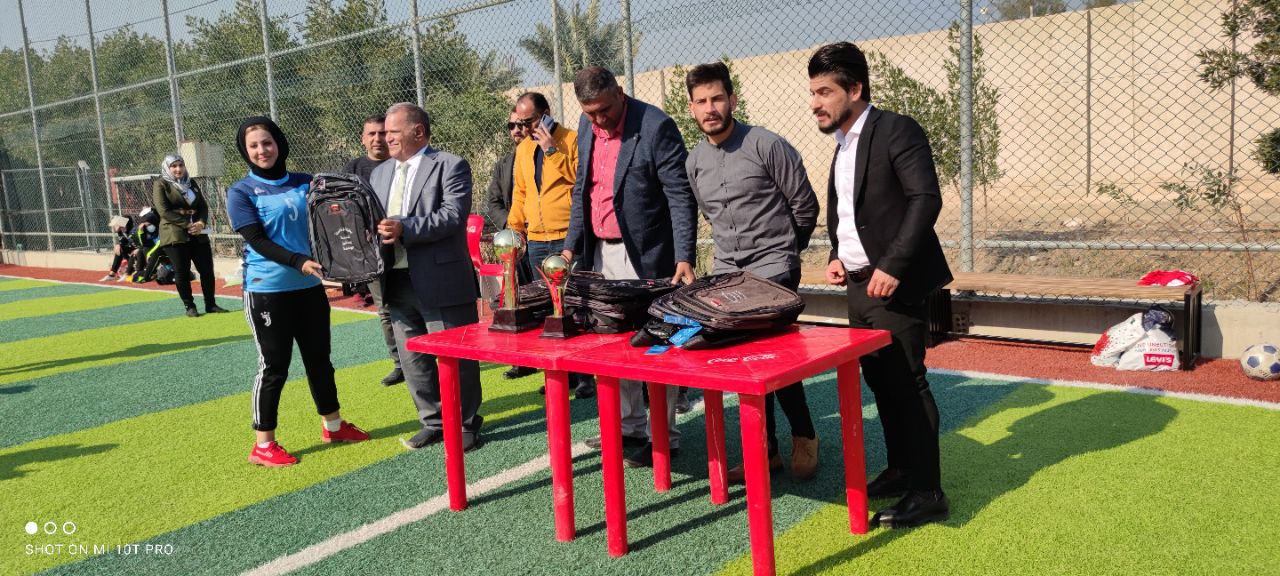 بطولة كرة القدم (الصالات) للطالبات(كلية المستقبل الجامعة)