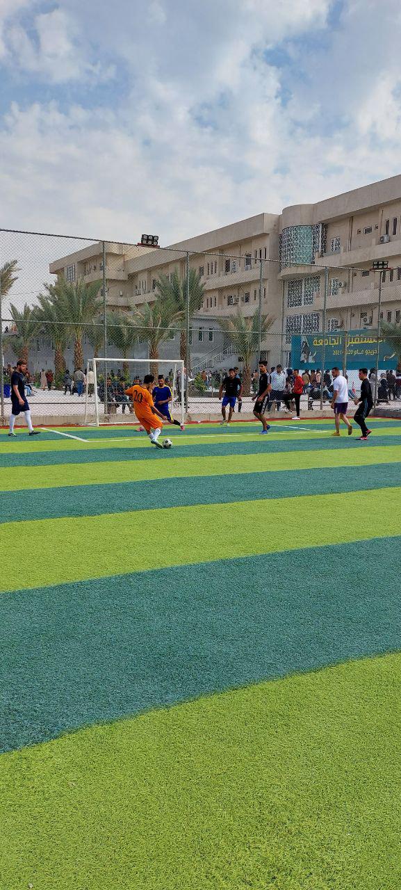 قسم تقنيات المختبرات الطبية يجري اختبار لاختيار اللاعبين 