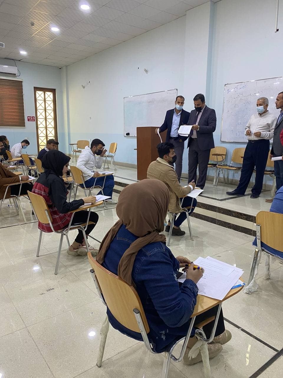 الامتحانات الشهريه الحضوريه لقسم الفيزياء الطبيه 