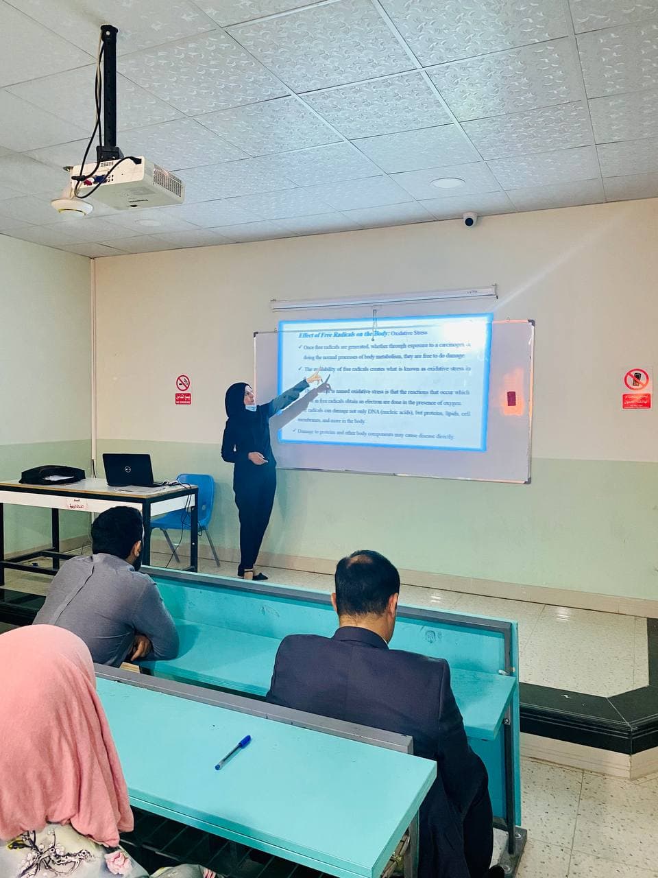 ورشة علميه للتدريسية د.نسمة عدنان جبر