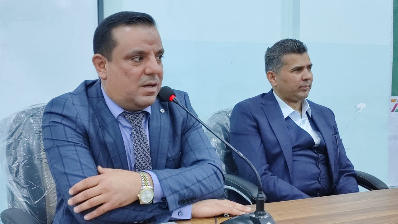 ادارة الاستاذ الدكتور عمار الحسيني المحترم  ((الندوة  التوعوية حول الابتزاز الالكتروني  )) التي القاها اللواء الدكتور سعد معن المحترم