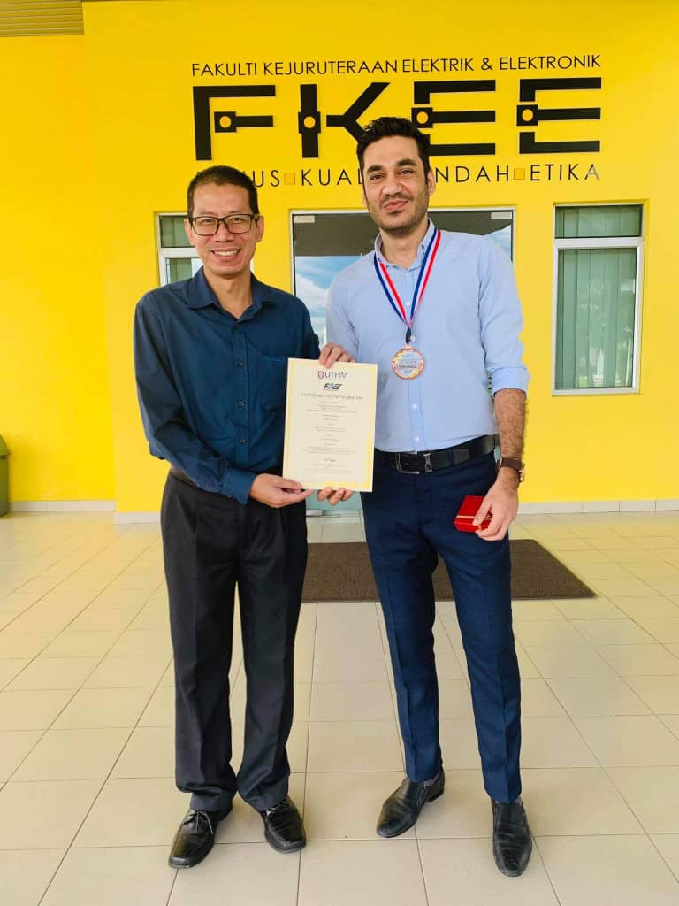 حصول تدريسي في قسم هندسة تقنيات الحاسوب طالب الدكتوراه رامي قيس مالك على ميداليه برونزيه في ماليزيا 