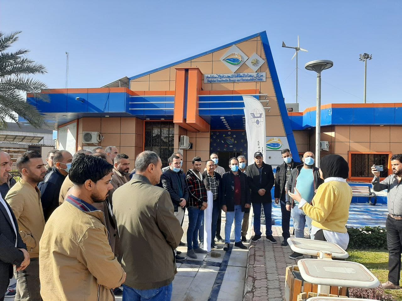 قسم هندسة تقنيات التكييف و التبريد ينظم سفرة علمية الى مركز بغداد للطاقة المتجددة و الاستدامة