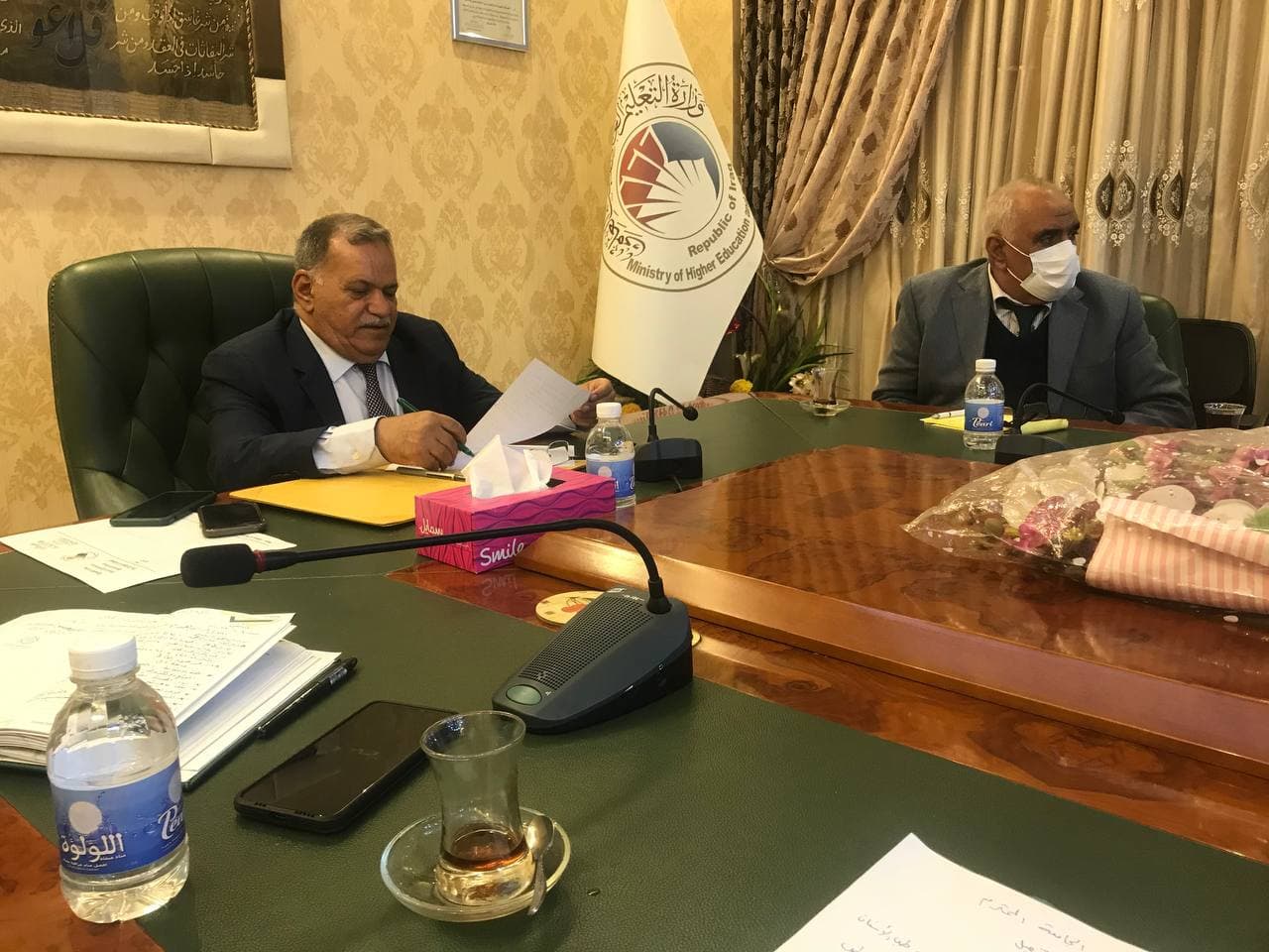 اجتماع السيد العميد المحترم بالكادر التدريسي والوظيفي لقسم المحاسبة