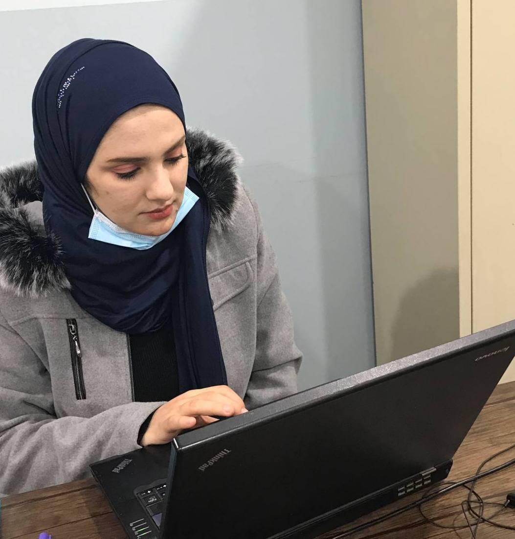 مقاله عن دراسة الفيزياء الطبية للتدريسيه نور ضياء محمد