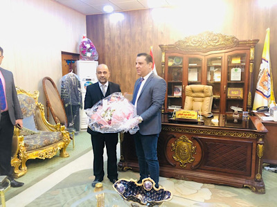 تقيديم التهنئة الى السيد عميد كلية القانون في جامعة بابل