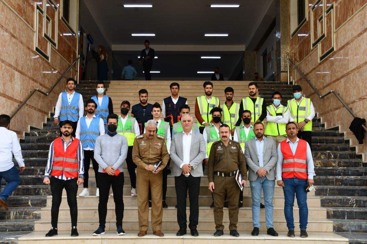  اختتام الدورة التدريبية لفرق الحماية الذاتية في كلية المستقبل الجامعة بالتعاون مع مديرية الدفاع المدني.