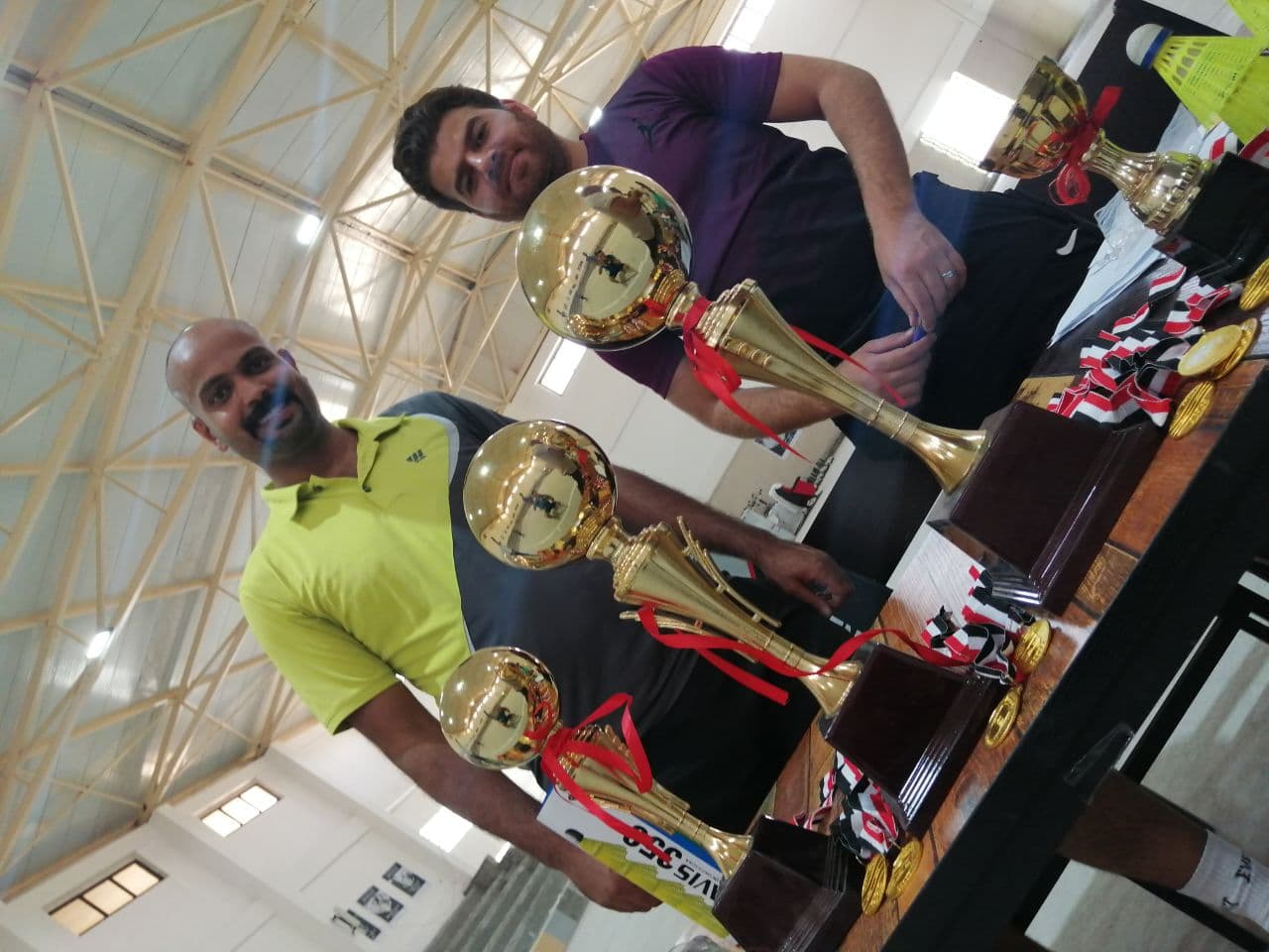 قسم طب الاسنان يشارك في بطولة الريشه الطائره التي تقيمها كلية المستقبل الجامعه 