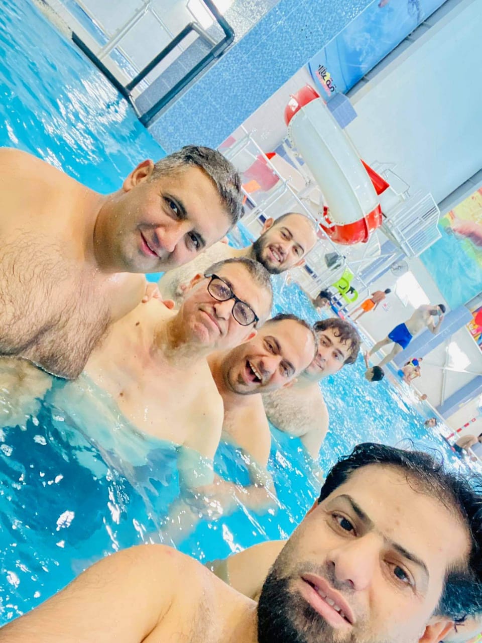 الطلاب تشكر كلية المستقبل الجامعة ( كلمة شكر وعرفان)