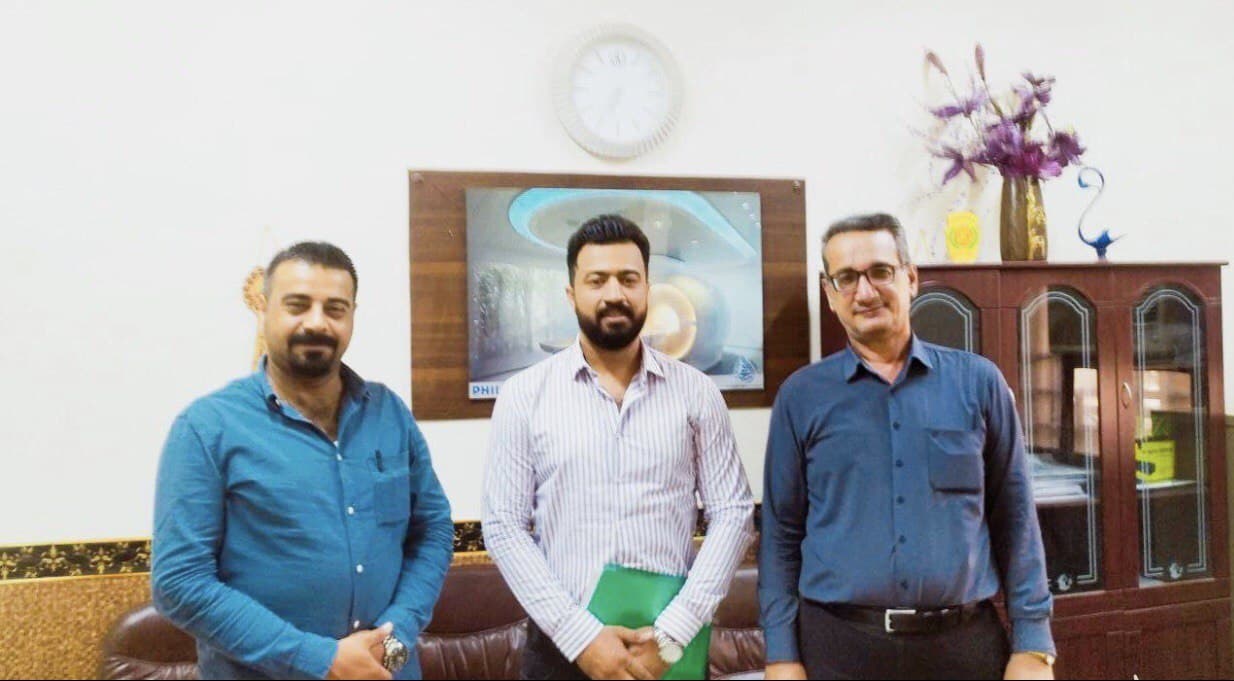 جانب من لقاء التدريسي (م.م. حسين علي مدلول) مع رئيس قسم تقنيات الاشعة/ كلية التقنيات الصحية والطبية/ الجامعة التقنية الوسطى الاستاذ المساعد الدكتور  (محمود راضي القريشي) بشأن تحديد المواد الاساسية المشمولة بالامتحانات الحضورية