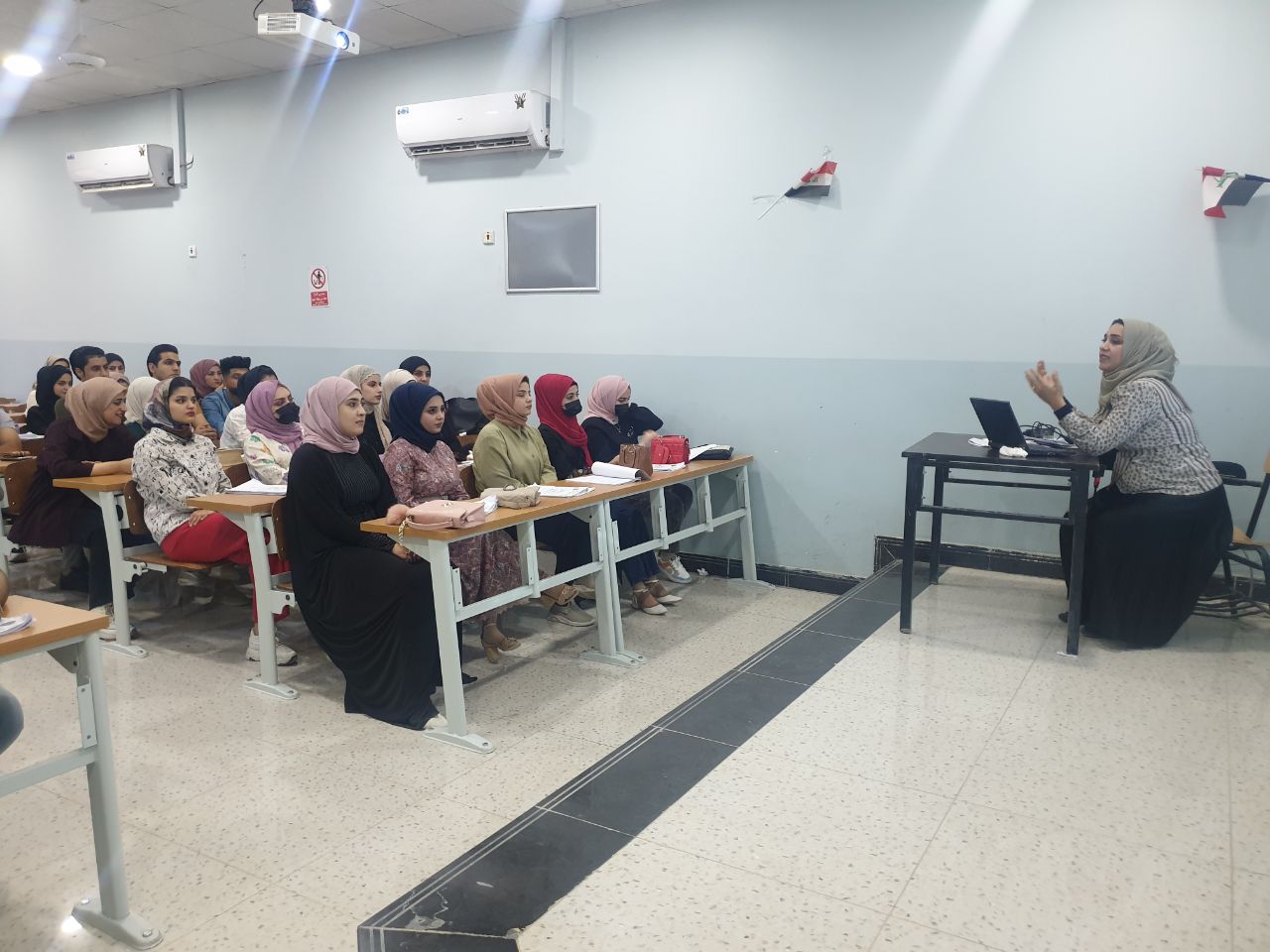 الادمان الالكتروني و تأثيره على الجيل الجديد ورشة تعليمية للتدريسية م.م غفران هادي سعود