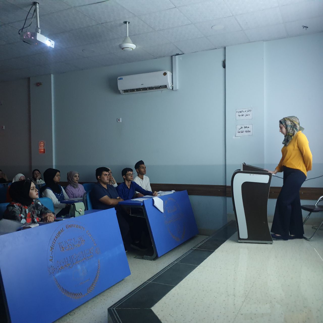 ورشة تعليمية باشراف تدريسية في قسم الفيزياء الطبية م.م براء عبد الرضا جواد بعنوان المتسعة الموضوعة في جهاز تحفيز و تنظيم حركة ضربات القلب