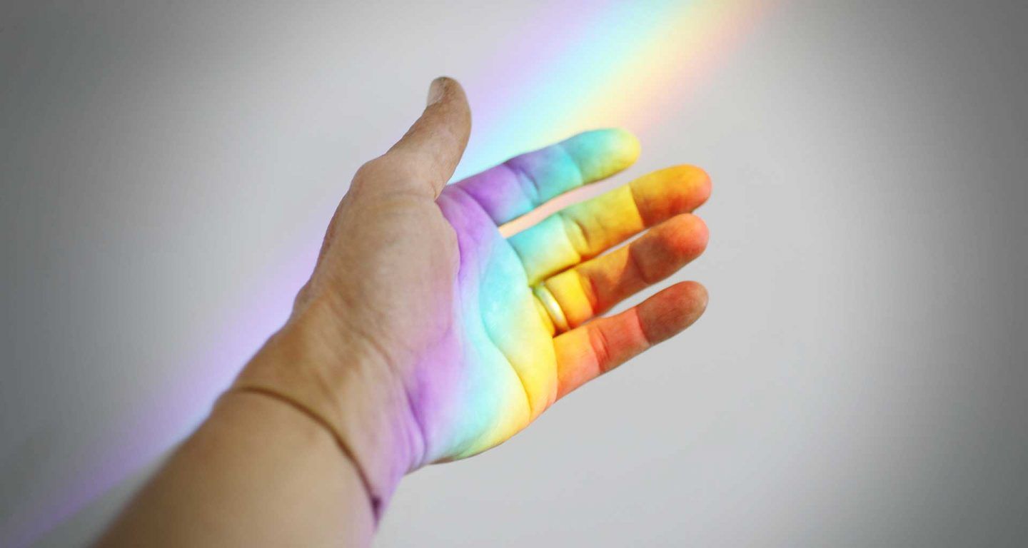 مقالة علمية للست م.م ايمان احمد عبد المنعم بعنوان أهمية الضوء وتكنولوجيات الضوء في حياة سكان العالم وفي تنمية المجتمع العالمي في المستقبل على كثير من المستويات 