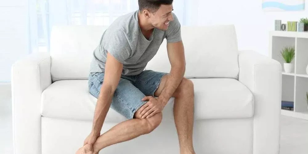 الم المفاصل المتنقل مقالة علمية للمعيدة سارة حامد 