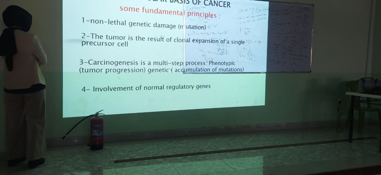 ورشة تعلمية بااشراف التدريسية في قسم تقنيات الاشعة (د.اثمار محمد رضا  ) بعنوان carcinogenesis