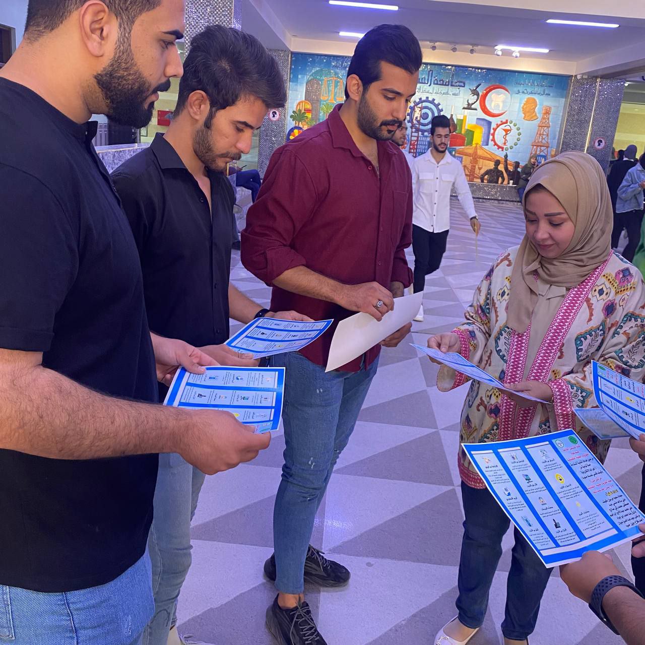 حملة توعوية بعنوان  كيف تتجنب وتواجه ظاهرة  الابتزاز الالكتروني لمقررة قسم الفيزياء الطبية م.م ايمان احمد عبد المنعم