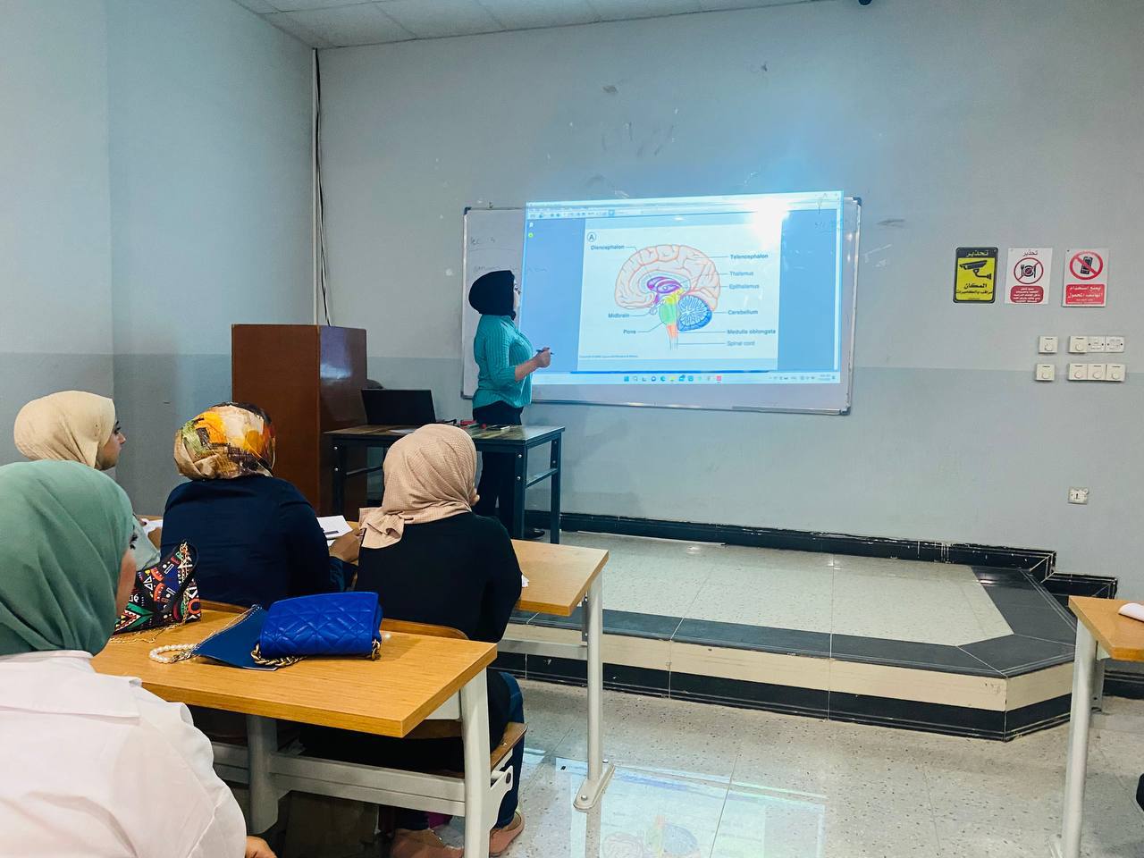  ورشة تعلمية بااشراف التدريسية  في قسم تقنيات الاشعة (م.م دعاء ساهي حسون) بعنوان هرمون الدوبامين وتأثيره على الجهاز العصبي