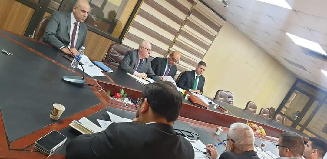 تدريسي في كليه المستقبل الجامعة يشارك في اجتماع رؤساء لجان التصنيف  الوطني 