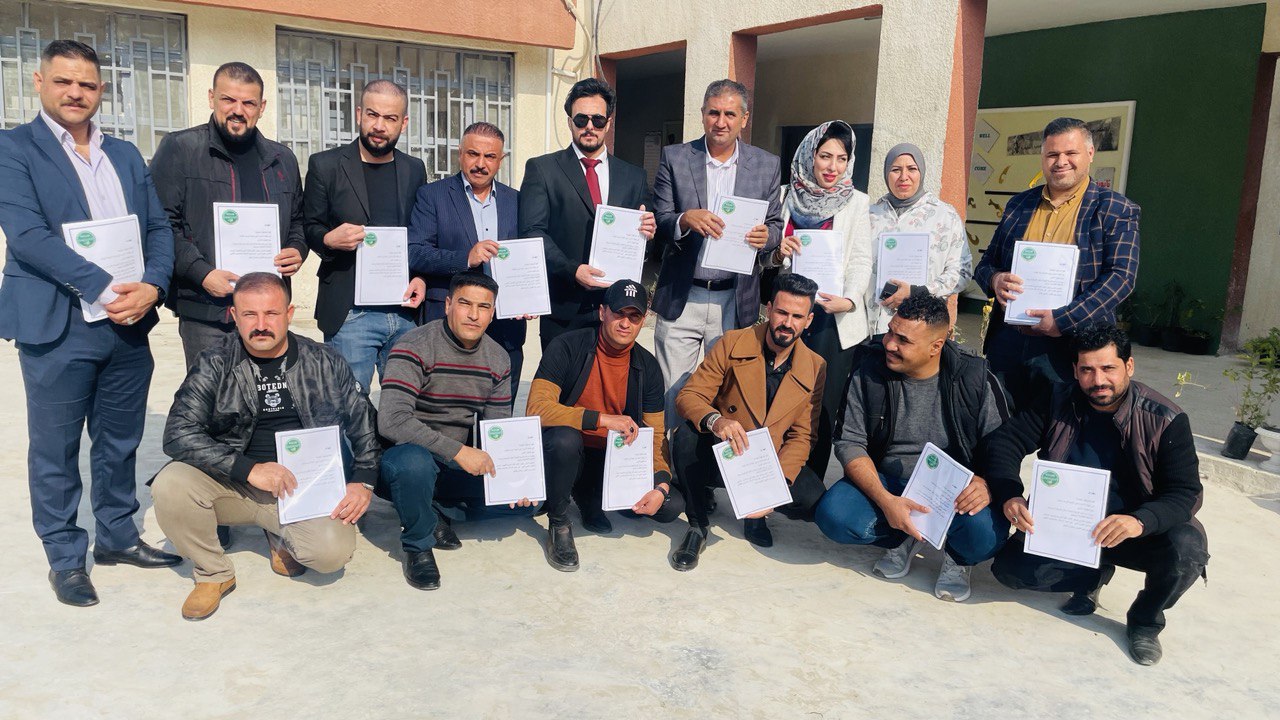 مشاركة تدريسية في قسم القانون حملة تبرعات 