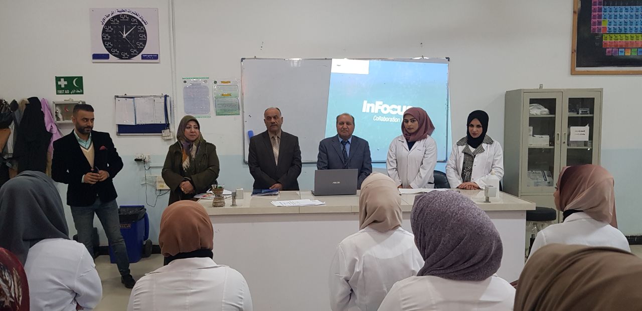 لجنة الارشاد التربوي في كلية المستقبل الجامعة تعقد لقاء مع طلبة المرحلة الاولى الجدد