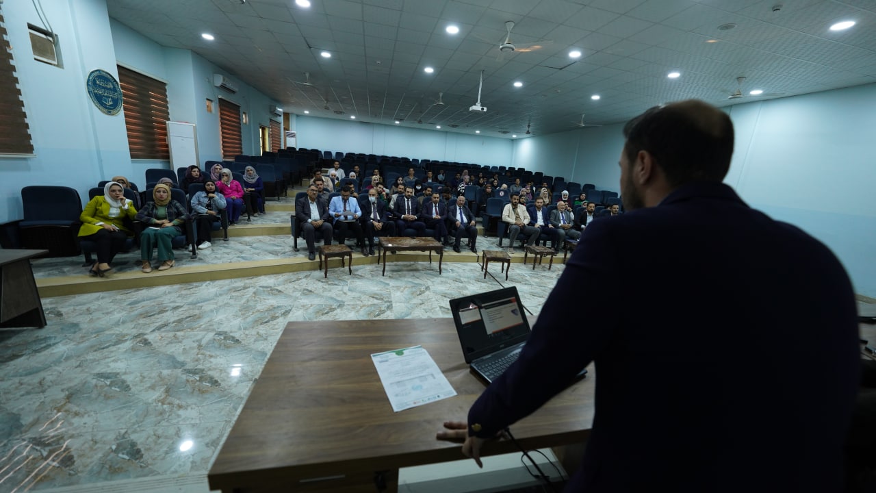 قسم تقنيات المختبرات الطبية حلقة يقيم حلقة نقاشية (سمنار) عن ابرز تطبيقات تقنيات النانو في مجالات علوم الحياة Nanotechnologies applications in biology