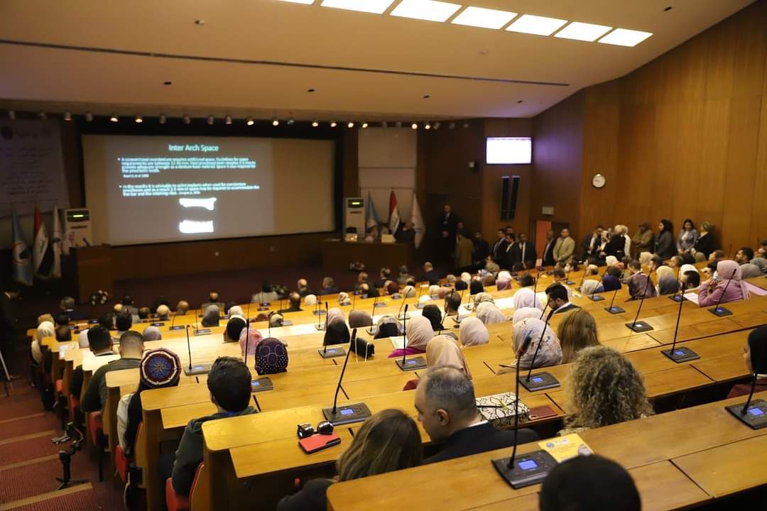 مشاركة التدريسية في قسم طب الاسنان الدكتورة علياء كاظم محمد الغرابي في مؤتمر الدراسات العليا 