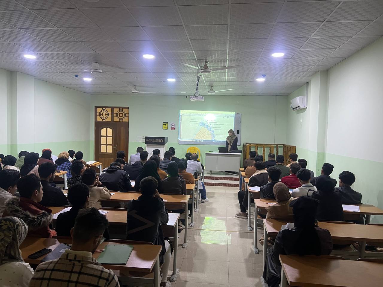  ندوة علمية  بعنوان( cell division) للتدريسية م.م زهراء سامي 