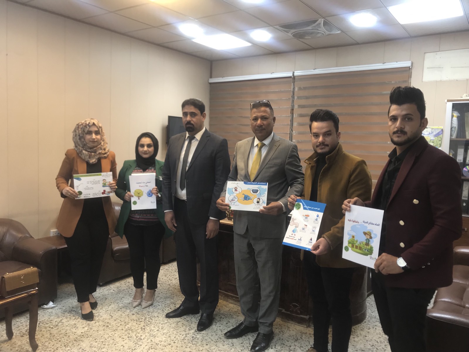 زيارة تدريسي من قسم القانون مع مجموعة من الطلبة الى مديرية ري بابل 