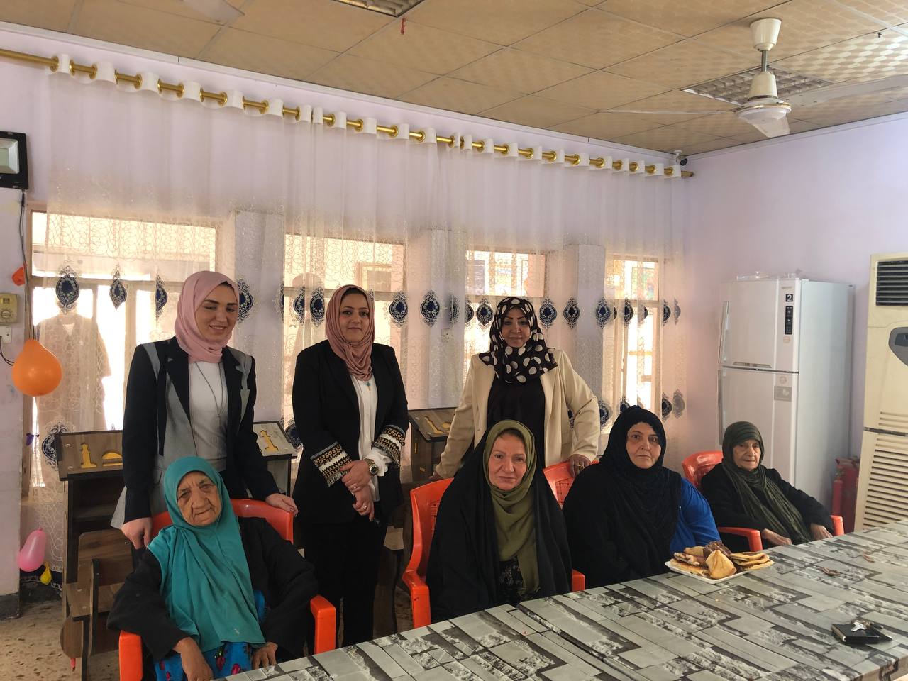 نظم قسم القانون زيارة الى دار المسنين في بابل 