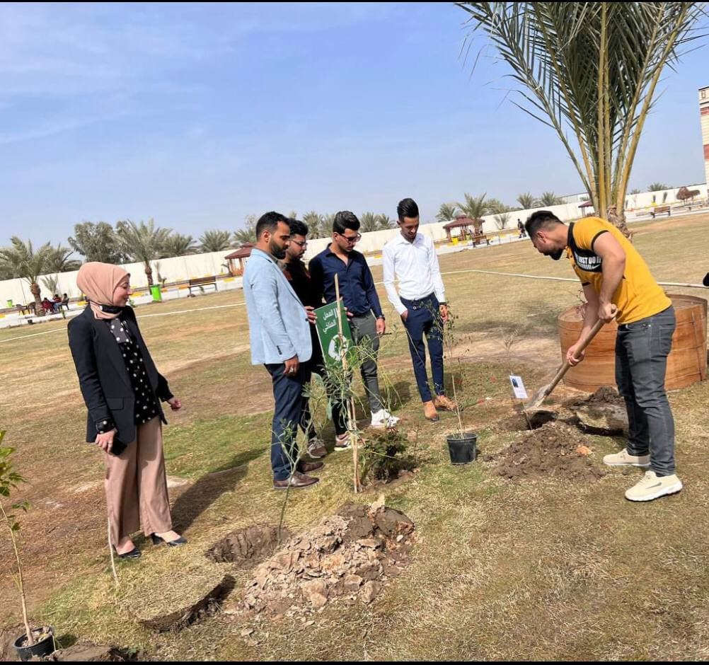 زراعة شجرة الجاكراندا تحقيقا لهدف الاستدامة المحافظة على المناخ 