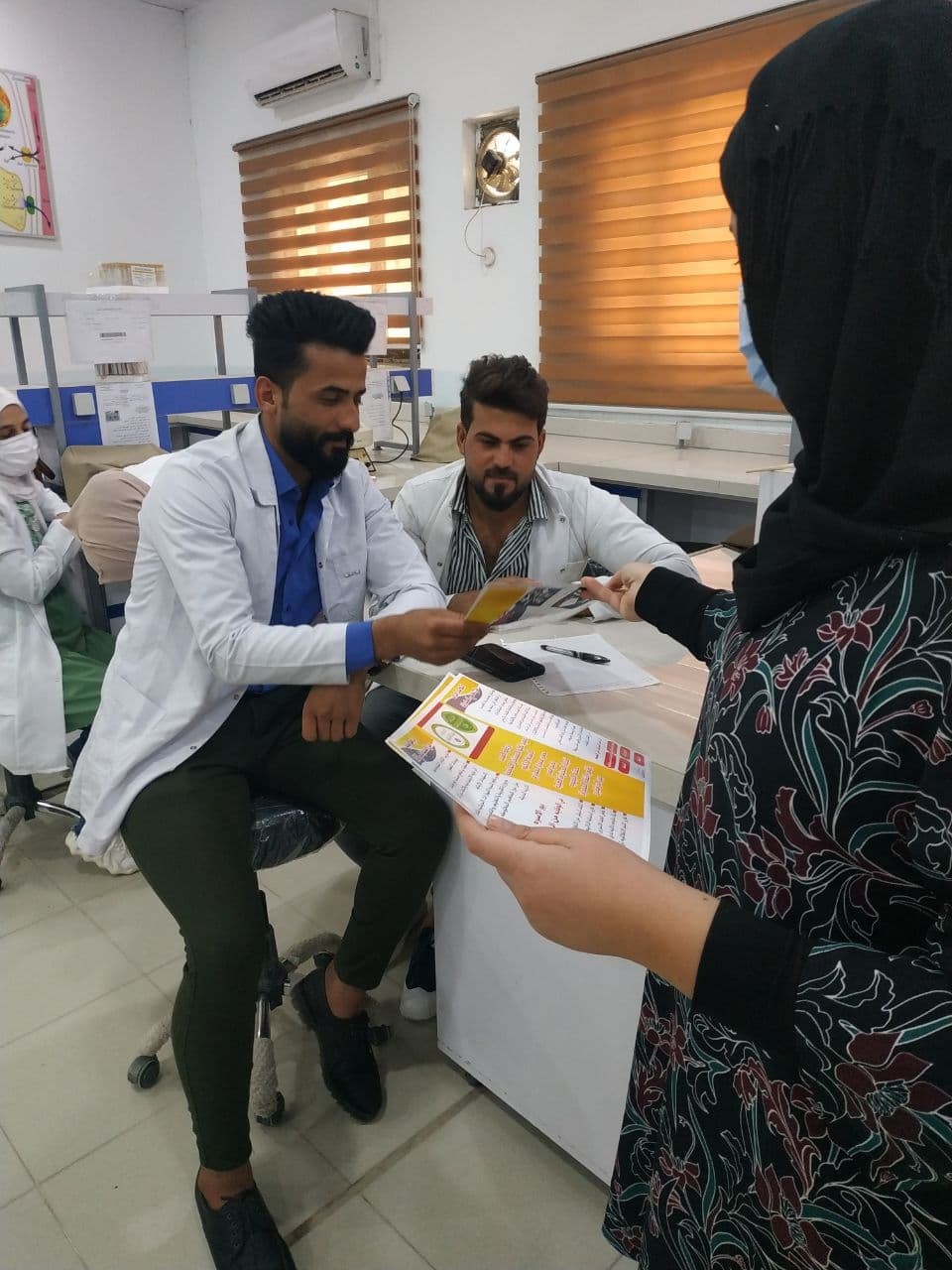 قسم تقنيات المختبرات الطبية يقيم حملة توعوية حول المخدرات