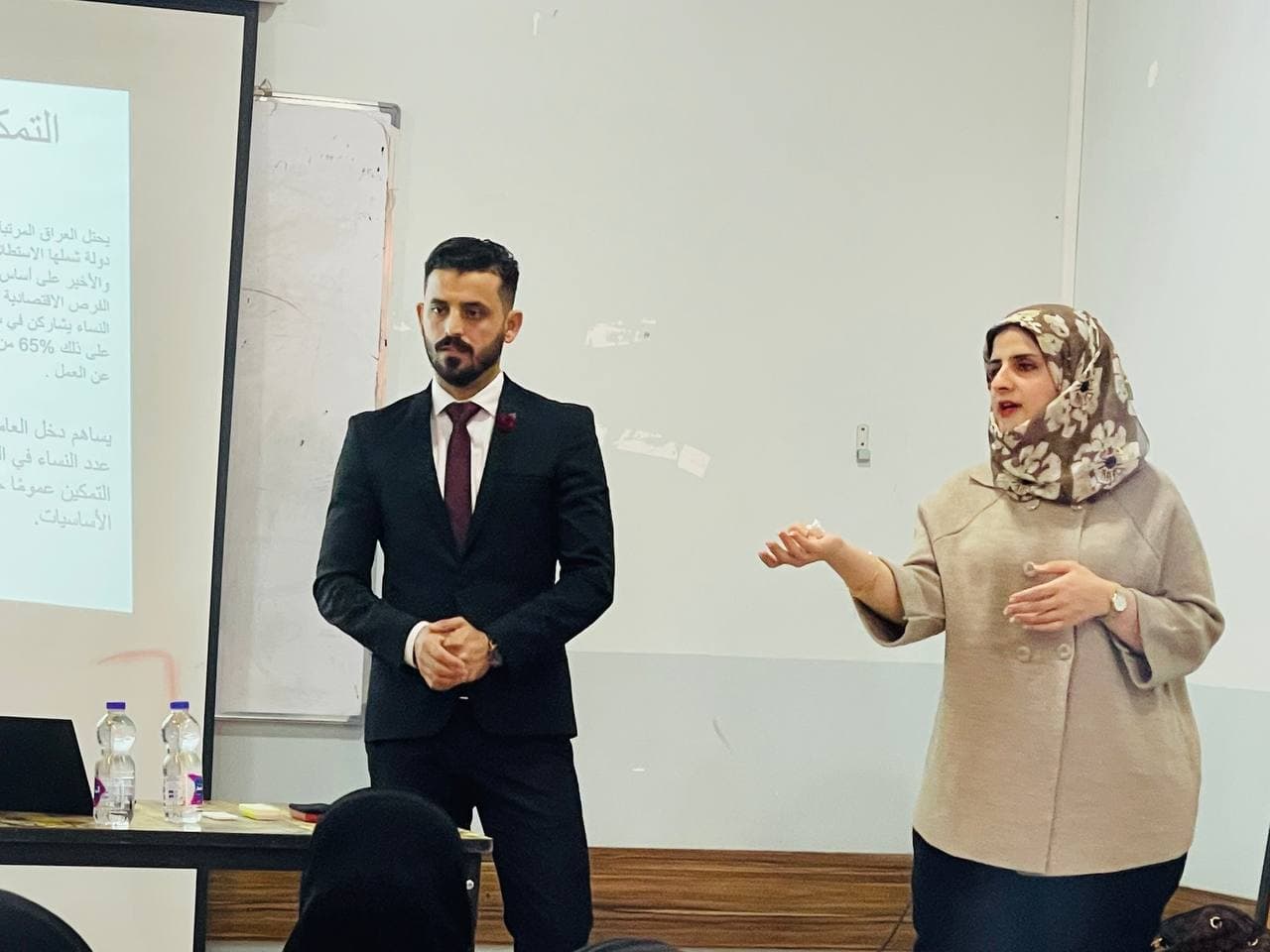 ندوة حوارية حوله موضوع تمكين المرأة بعنوان (تمكين المرأة والتنمية الاجتماعية والاقتصادية ) 