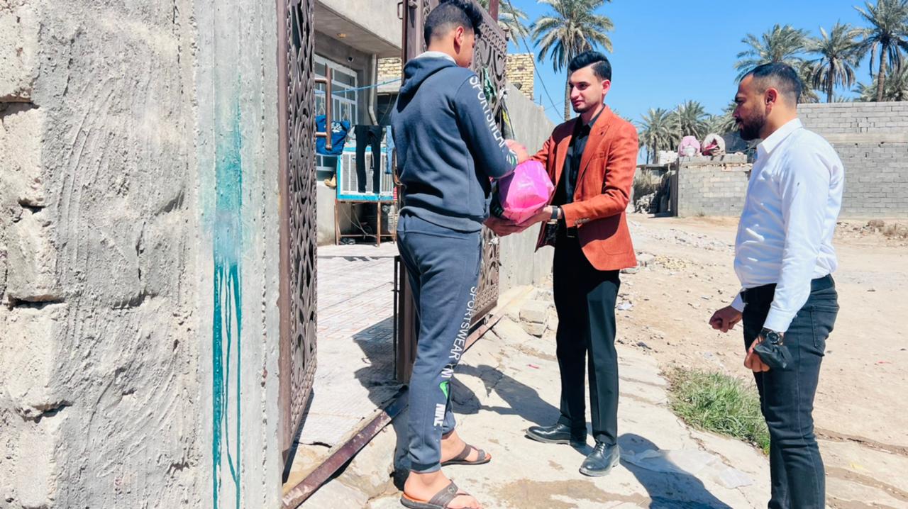 نشاط قسم القانون بتوزيع سلات غذائية 