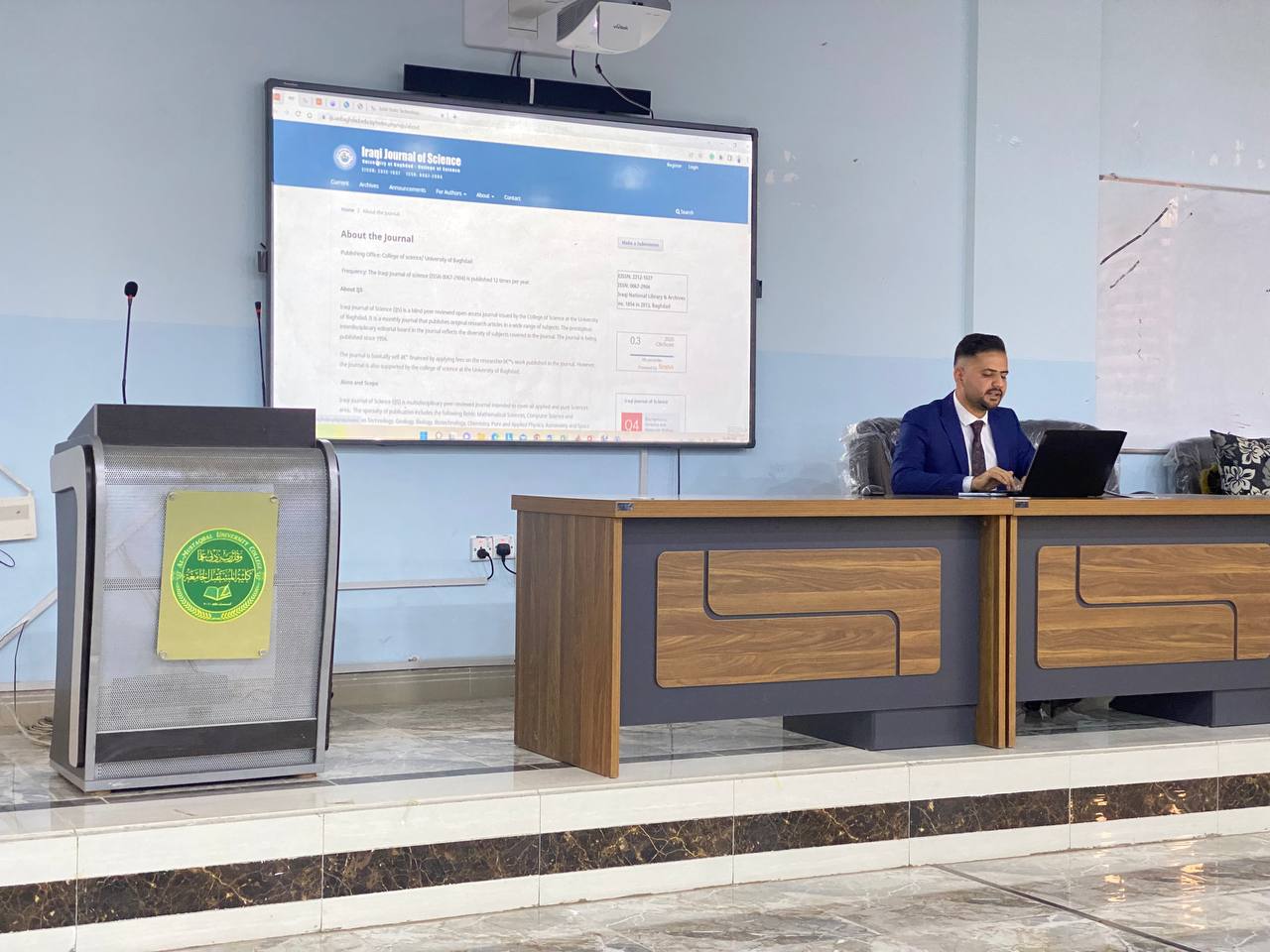 القاء سمنار للتدريسي م.م. علي جواد كاظم بعنوان Scientific Research Methods