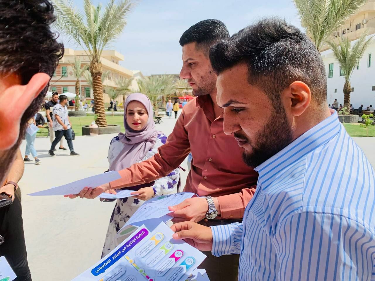 حملة توعية لقسم هندسة تقنيات الأجهزة الطبية حول الابتزاز الإلكتروني