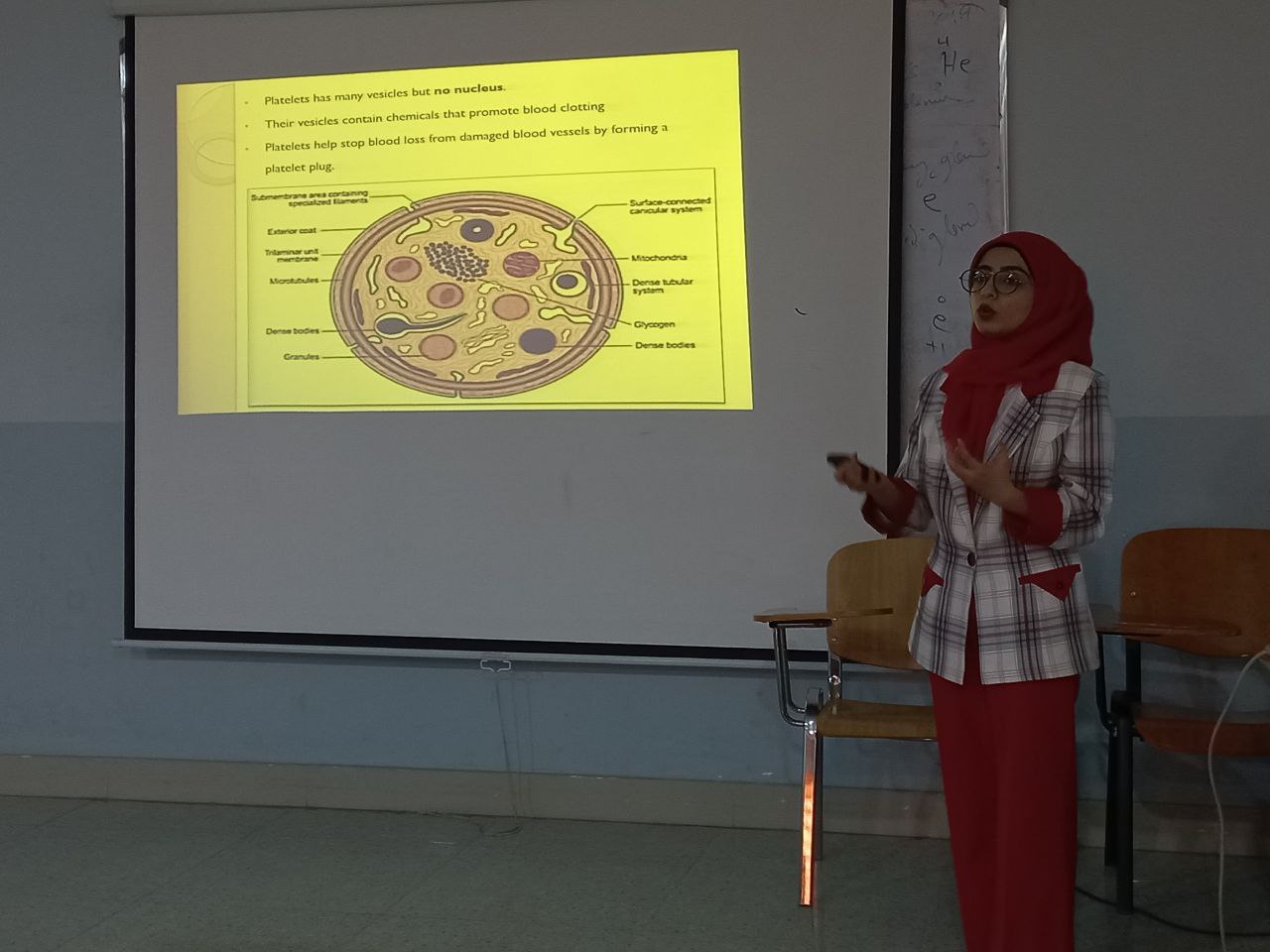 استكمالا لبرنامج النشاطات العلمية قسم تقنيات المختبرات الطبية يقيم سمنار (حلقة نقاشية)