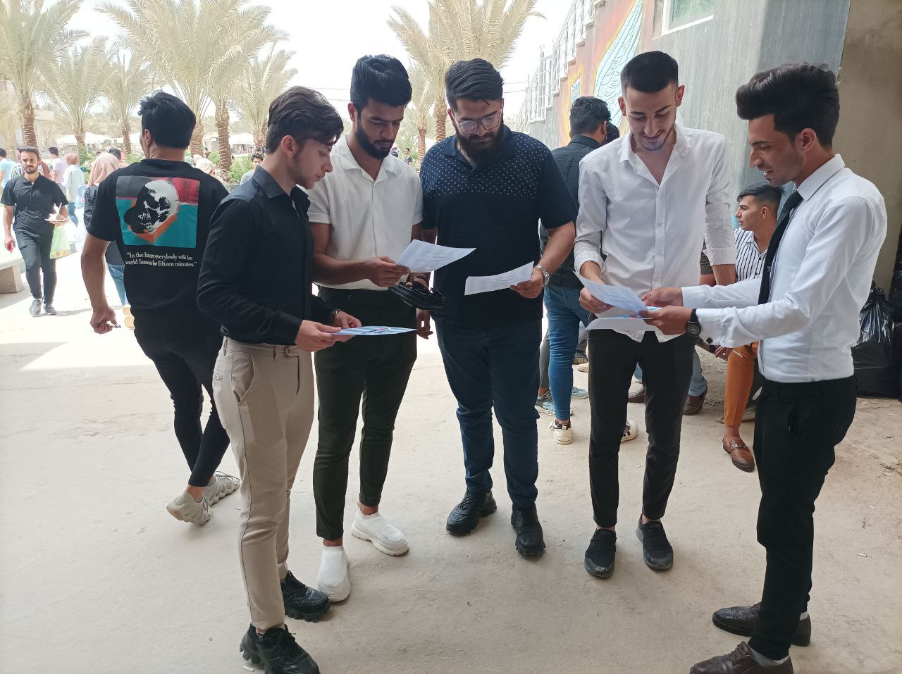 قسم تقنيات المختبرات الطبية في كليه المستقبل يقيم حملة توعوية مضار الغبار على الصحة وكيفية الوقاية منه