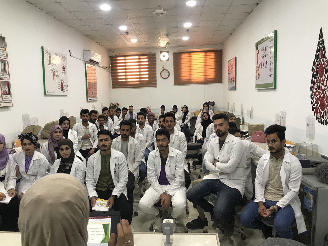 قسم تقنيات المختبرات الطبية في كليه المستقبل يقيم ورشة عن Transfusion transmaitted infection