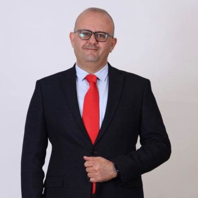 مقال علمي للدكتور بسام الطريحي بعنوان How the Iraq health and educational systems faced the pandemic time