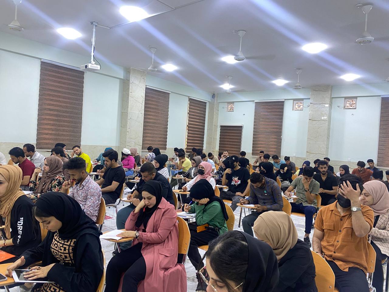 ورشة علمية للتدريسية  د.رسل عبد الامير كاظم بعنوان كيفية كتابة بحث التخرج