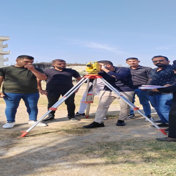 زيارة ميدانية