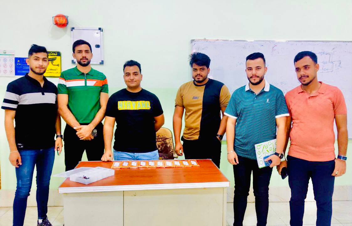  تجهيز مختبر المكونات والدوائر الالكترونية ببعض المعدات.